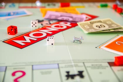 En Monopoly, los jugadores tratan de ser únicos oferentes en el mercado en el que se mueven