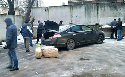 En Moscú, dos hombres que fueron a buscar la droga terminaron detenidos