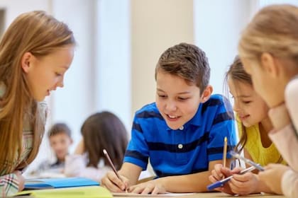En muchos países, los colegios abrieron las puertas para el regreso a las clases presenciales