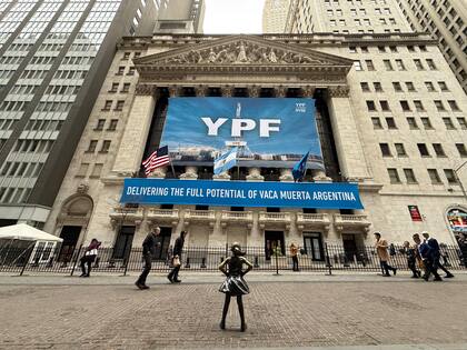 En Nueva York, la acción de YPF se mantuvo sin cambios a US$31,45, tras haber retrocedido 5,6% durante la rueda anterior.