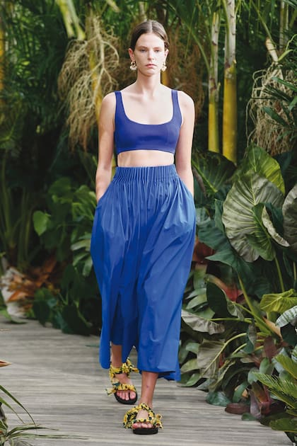 En Nueva York, la pasarela primavera-verano 2021 de Jason Wu