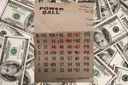 En Nueva York, los premios mayores de la lotería, como los de Powerball, están sujetos a tasas del 10,9%