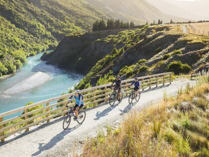 En Nueva Zelanda se impulsan transportes alternativos al auto y cada vez menos personas lo eligen al momento de salir; el estado de sus rutas, sin embargo, no es de los mejores pese a que sean pioneros en movilidad alternativa
