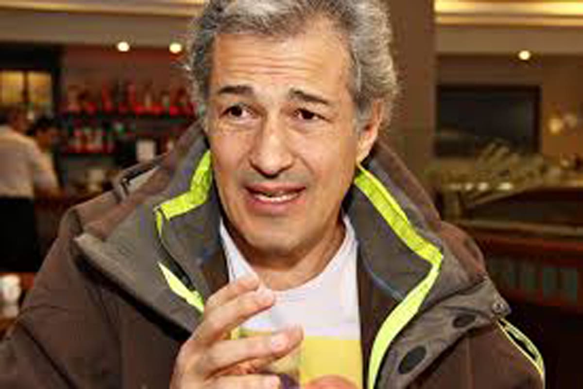 En off: la trastienda de la política