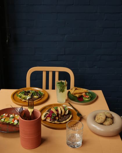 En Oleada la alta cocina vegana se especializa en lo mexicano.