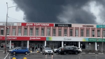 En Olenegorsk, región de Múrmansk, también se vieron columnas de humo
