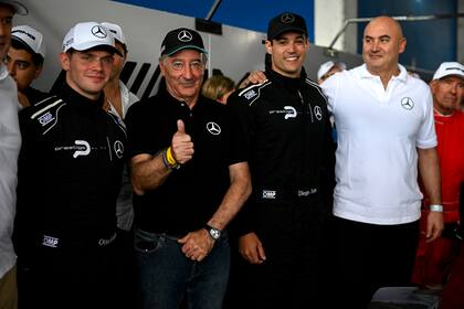 En Otto Fritzler, Daniel Herrero, Diego Azar y Horacio Soljan están las tres patas del proyecto Mercedes en Turismo Carretera
