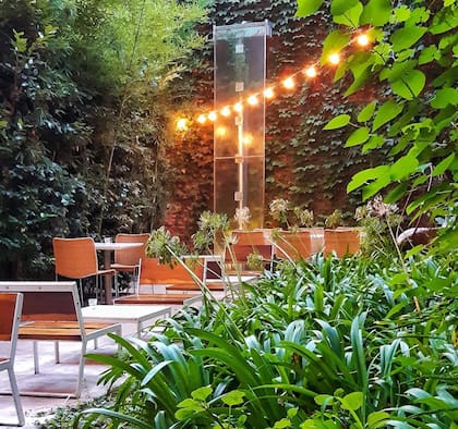 En Palermo, Charqui es el restaurante del hotel sustentable Palo Santo.