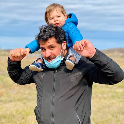 En pandemia Guido pudo aprovechar para disfrutar de su hijo