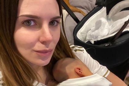 En pareja con el jugador del Real Madrid, Federico Valverde, la periodista argentina fue mamá hace tres semanas.