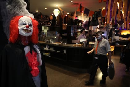 En Pindal, un clásico de Villa Urquiza, Halloween se festeja al mismo nivel que San Valentín o Navidad