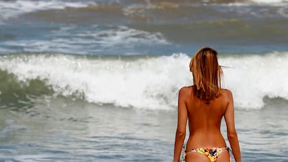 En Playa Escondida, en Mar del Plata, está permitido el nudismo
