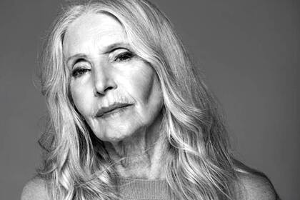 En plena era de "revolución senior", el caso de Helena Norowicz suma al nuevo paradigma: a los 84 años despegó una exitosa carrera como modelo