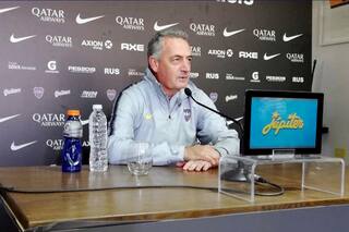 Boca. Alfaro y los refuerzos: con quiénes habló y qué jugadores se pueden ir