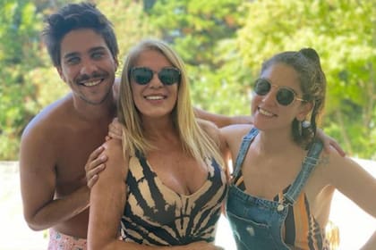 En pleno brote de coronavirus, la coreógrafa dijo que las vacunas son “negociados de los laboratorios” Fuente: Instagram