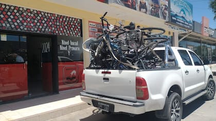 En poco menos de un mes, 100 vecinos de Villa Carlos Paz donaron bicicletas para los estudiantes de Chaco
