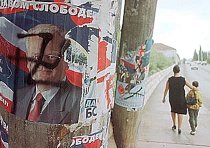 El propio pueblo de Serbia y Montenegro comenzó a cuestionar a su líder Milosevic en la previa de las elecciones del año 2000