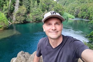 A los 45, dejó el éxito laboral, una familia ensamblada y su comodidad para vivir en la Patagonia