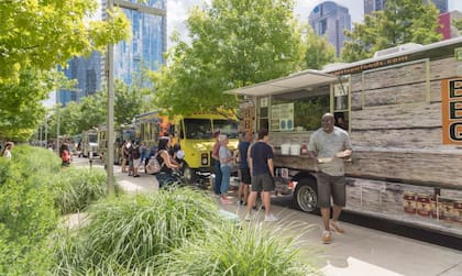 En promedio, los residentes de Houston destinan US$3351 anuales por persona en alimentos