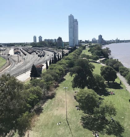 En Puerto Norte y la Refinería, desarrollos inmobiliarios, parques públicos y paseos de compras