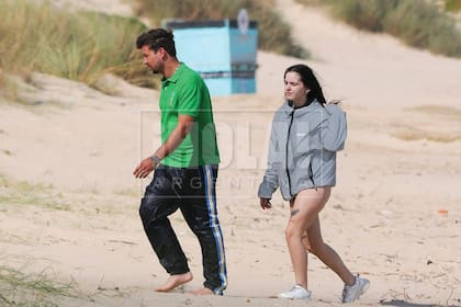 En Punta del Este, la pareja llevó una vida tranquila. Fueron algunas tardes a la playa para despedir el verano.