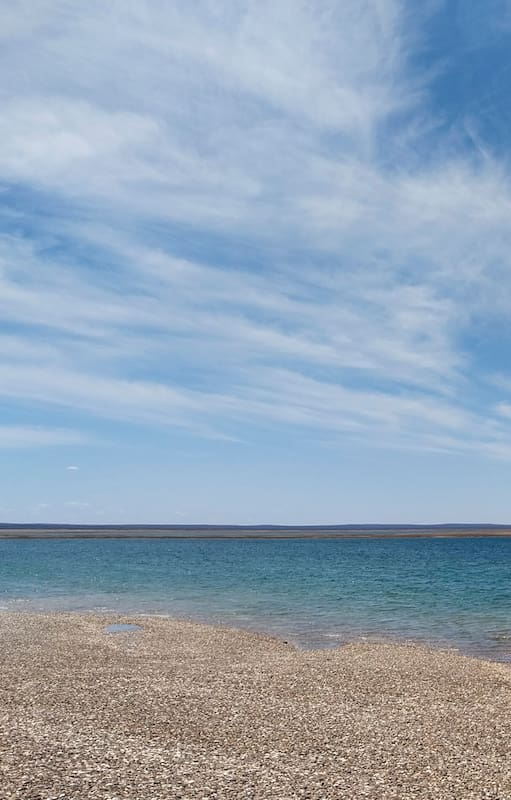En Punta Perdices la protección de la naturaleza es esencial, por lo tanto, es ideal para turistas respetuosos del ambiente y decididos a llegar con lo mínimo para impactar lo menos posible en el entorno