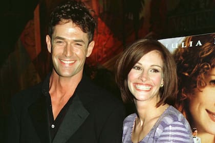 En qué anda Rupert Everett, el actor de La boda de mi mejor amigo que rompió lazos con Hollywood y acaba de casarse