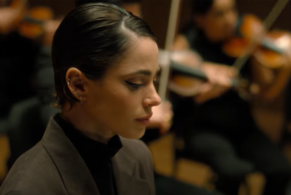 En Quebranto, la ex Violetta encarna a una joven pianista atormentada que pierde el contacto con la música