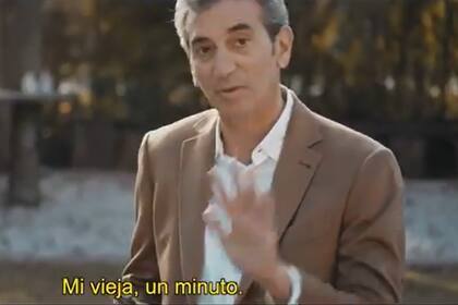 En Radio con vos, la madre de Florencia Randazzo admitió que no debió haber utilizado determinadas expresiones en el spot de campaña y sostuvo que "fue un honor de Cristina" tener a su hijo como ministro