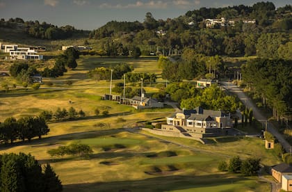 En Real Estate, uno de sus proyectos es El Valle de Tandil