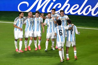 En recital de Messi, algunos jugadores desafinaron y Argentina planea cambios contra Austria