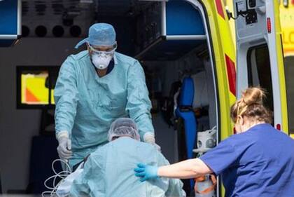 En Reino Unido, la primera muerte por covid-19 se reportó a principios de marzo de 2020.