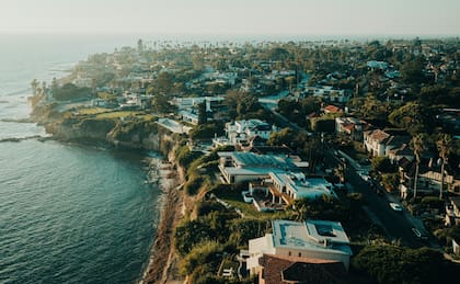 En San Diego, más de 600 propiedades están programadas para la subasta