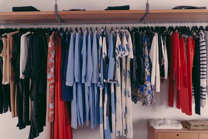 En showrooms y espacios compartidos por diseñadores, un circuito de compars alternativo con las mejores propuestas