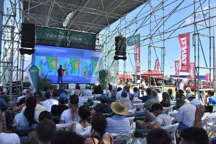 En simultáneo con la vidriera de expositores, la muestra ofrecerá una nutrida agenda de actividades en sus auditorios.