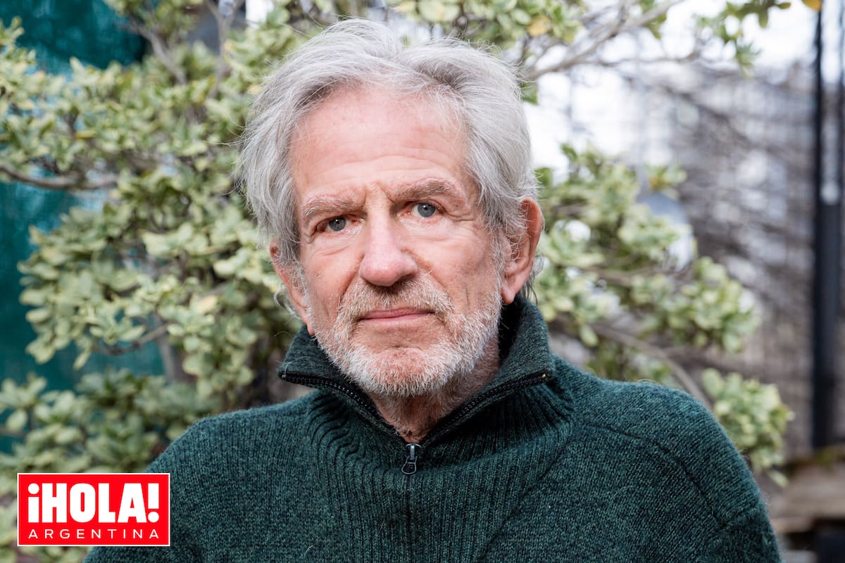 En su casa de Colegiales, Alarcón recuerda los mejores éxitos de su carrera.