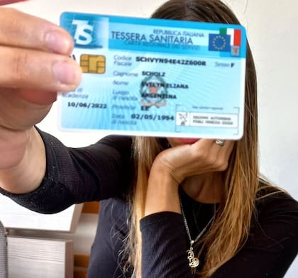 En su cuenta de Instagram, ofrece un servicio para aquellos que buscan emigrar a Italia (Foto: Instagram @eveenitalia)