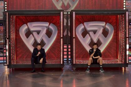 En su debut en "La Academia", el influencer se equivocó, se empacó y le echó la culpa al conductor