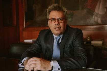 En su despacho, en el quinto piso del Ministerio de Hacienda, donde cumplió función como Secretario de Política Económica entre enero de 2017 y junio de 2018