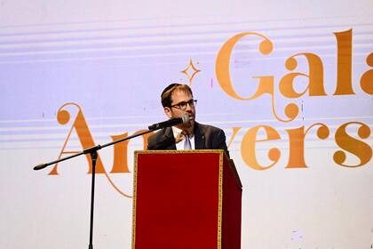 En su discurso, Amos Linetzky remarcó el aniversario de "esta AMIA que supo decirle no al terrorismo"