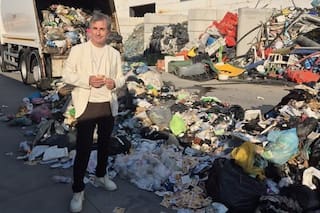 La doble suerte de una familia italiana que ganó la lotería y tiró el boleto a la papelera