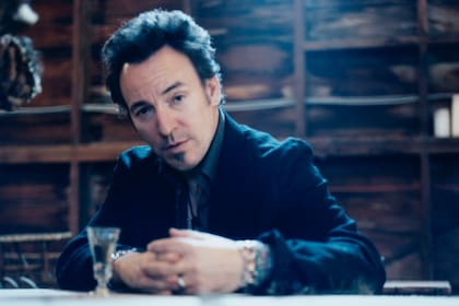 En su libro, el periodista de Rolling Stone Brian Hiatt navega las historias detrás de las canciones clásicas del Jefe