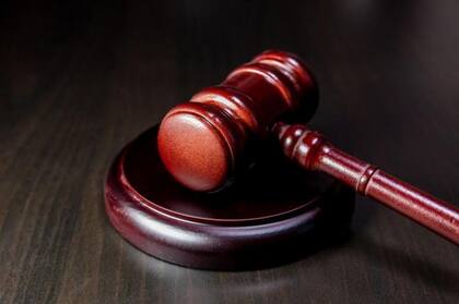 En su libro, Sapolsky refleja una preocupación por el sistema de justicia penal en EE.UU. y la importancia de que ciertos casos sean tratados desde otras perspectivas