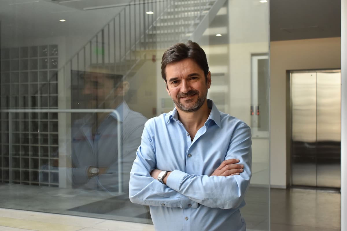 En su nuevo libro, el experto radiografía las provincias "híbridas", que tienden a la hegemonía del caudillo y el autoritarismo