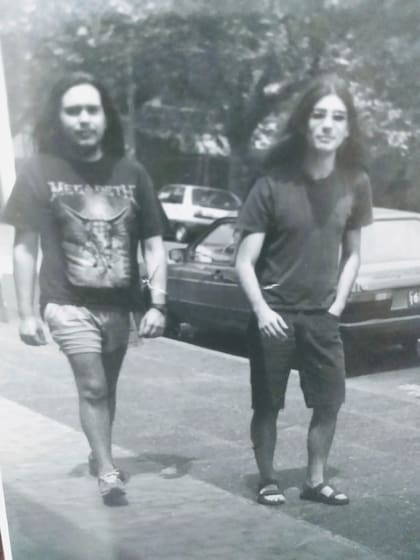 En su pasado tuvo una banda y estudios en El Bolsón