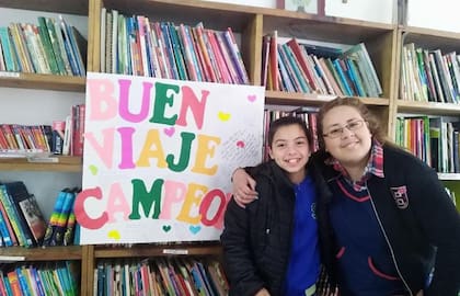 "En su paso por el CESI, Mili era una alumna muy receptiva, buena, cooperadora. Solidaria con todos para integrar a quienes se sumaban y para integrarse a un grupo nuevo. Siempre la recuerdo con su alegría y su gran corazón", recuerda su profe Carla