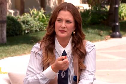 En su programa, Drew Barrymore ha hablado en diversas oportunidades sobre su experiencia con las adicciones
