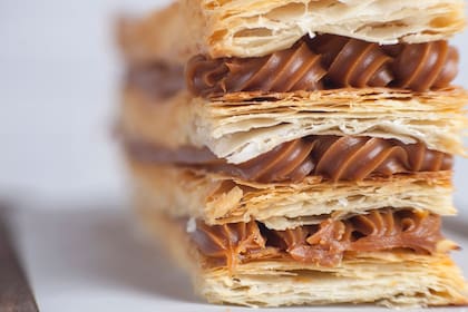 En su restaurante del bajo Belgrano hay fiesta del dulce de leche por nuestra independencia y días que honran las fiestas de otros países