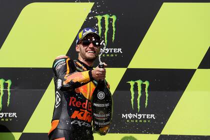 En su temporada de estreno en MotoGP, el sudafricano Brad Binder firmó en su tercera carrera el primer triunfo en la categoría reina del motociclismo mundial