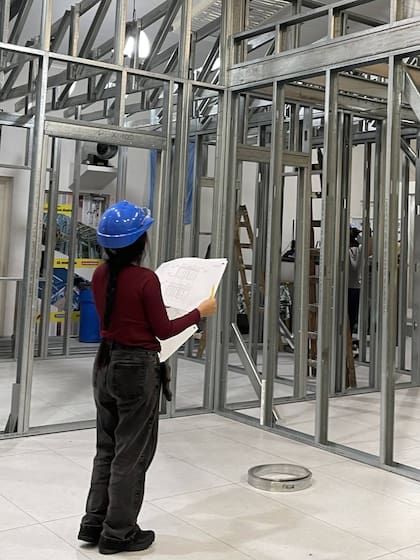 En su trabajo, en la presentación de un sistema constructivo